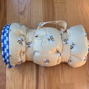 Bee Print Quilted Roll Blanket